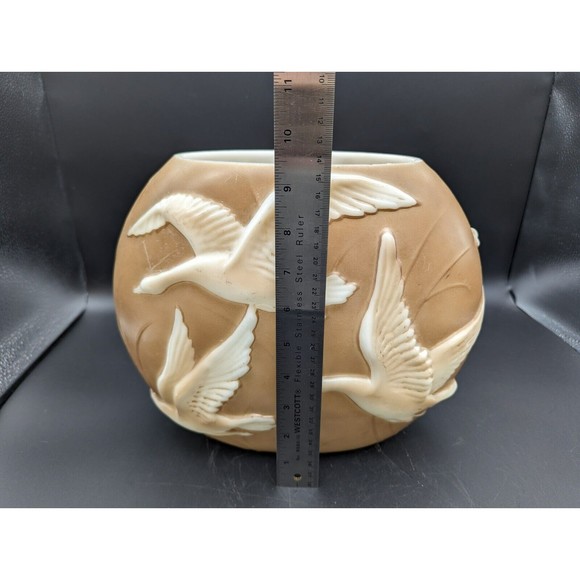 Antique Phoenix Glass Pillow Vase Cream White 3D Geese Swans Flying - Picture 11 of 12